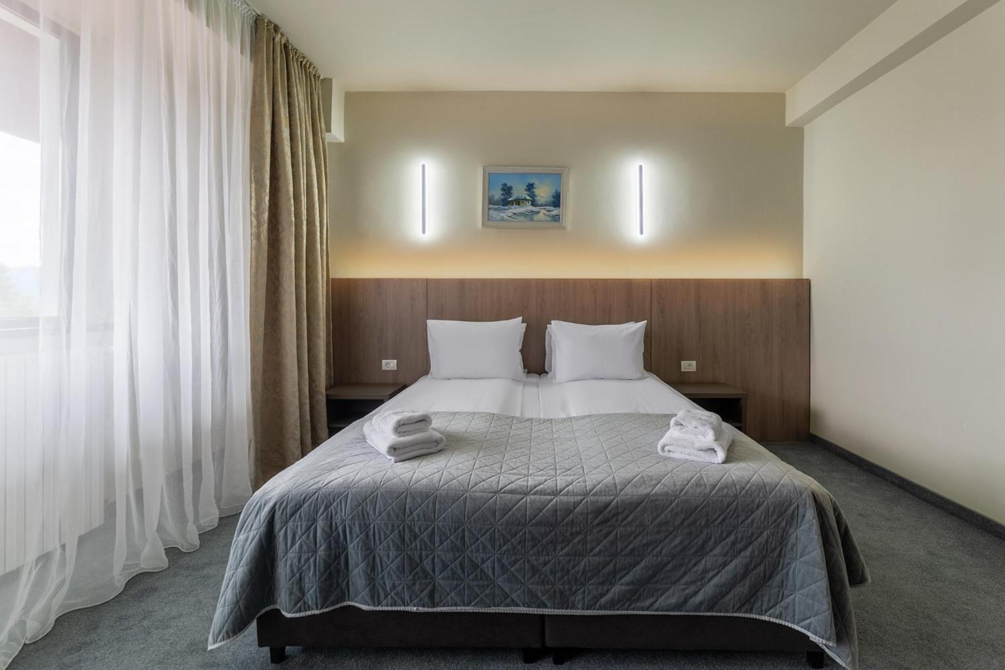 Hotel Hera Predeal Exterior photo