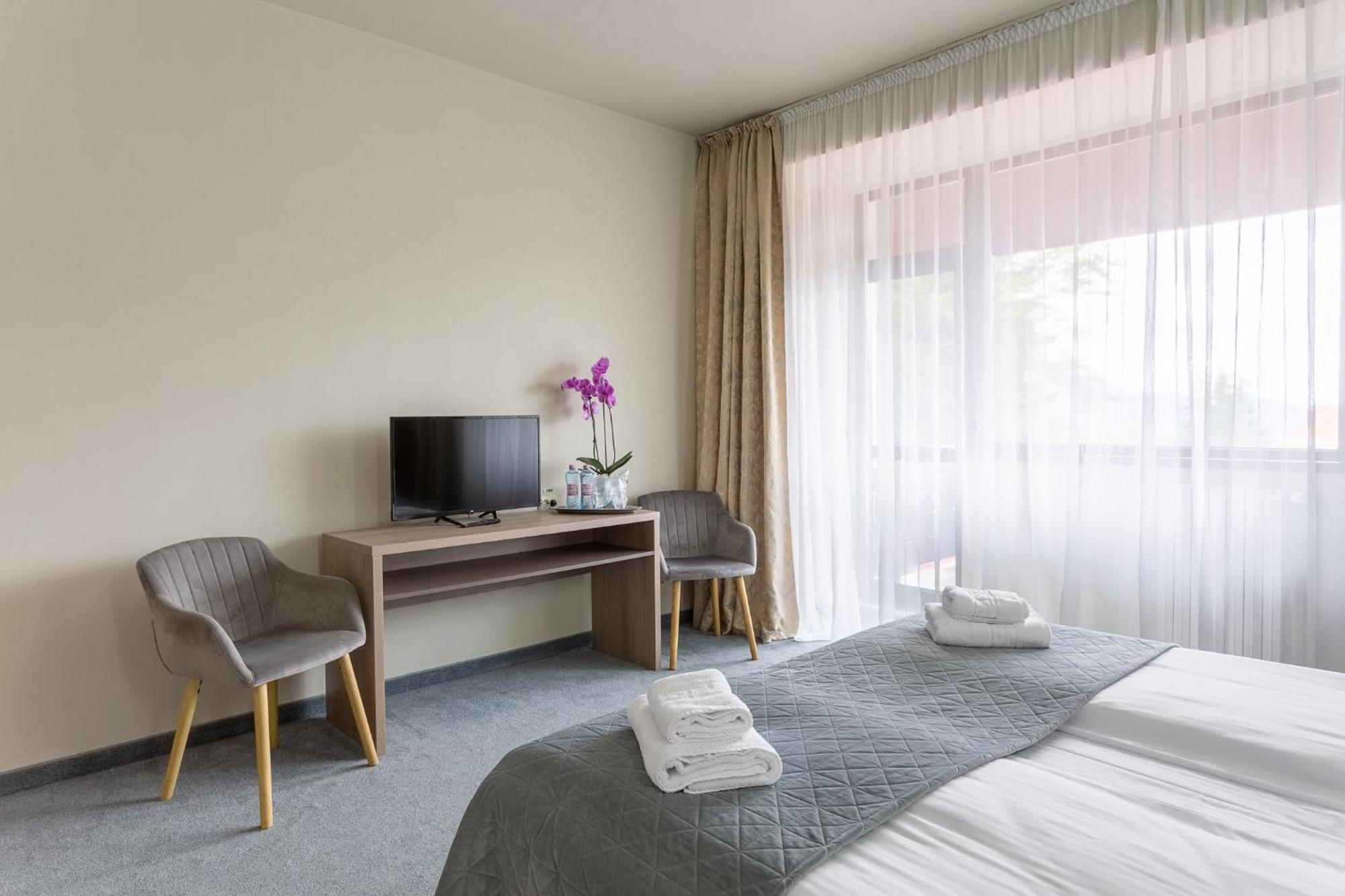 Hotel Hera Predeal Exterior photo